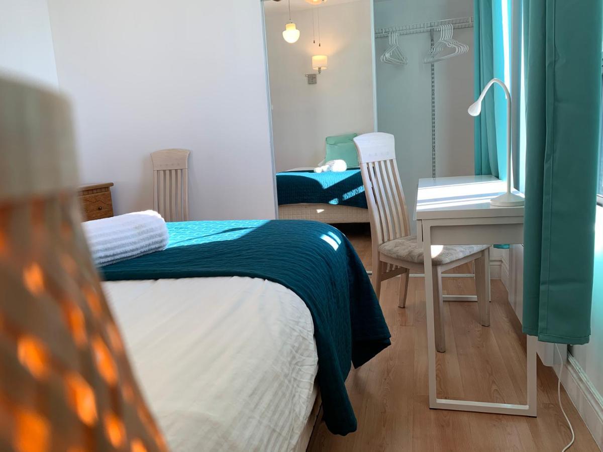 Chambres El Mediterraneo Rooms Montréal Eksteriør billede