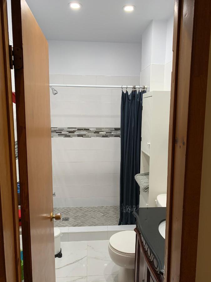 Chambres El Mediterraneo Rooms Montréal Eksteriør billede