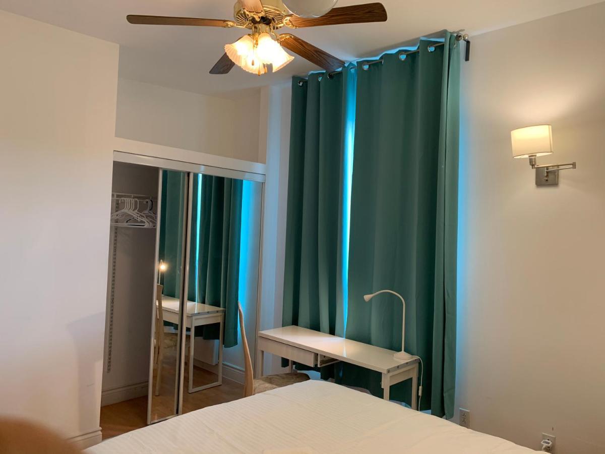 Chambres El Mediterraneo Rooms Montréal Eksteriør billede
