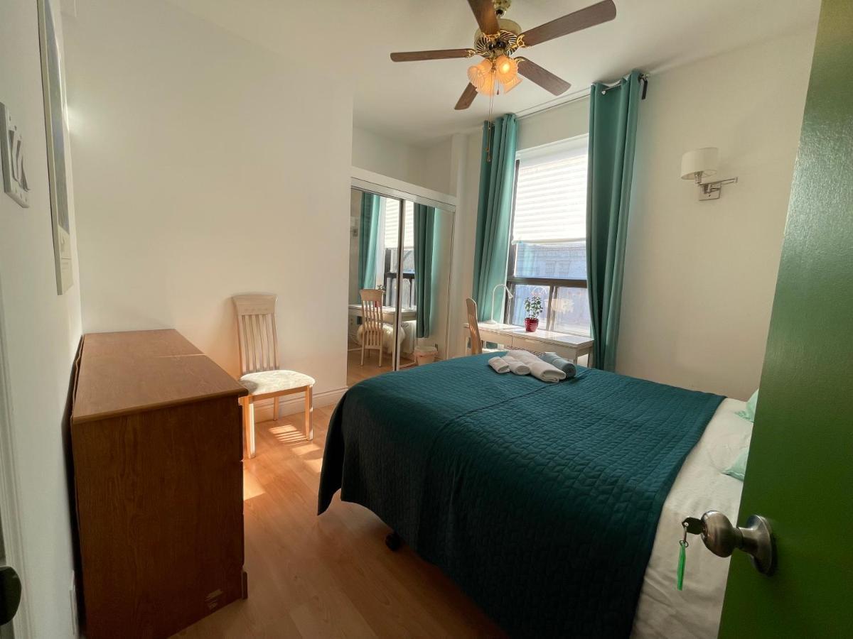 Chambres El Mediterraneo Rooms Montréal Eksteriør billede