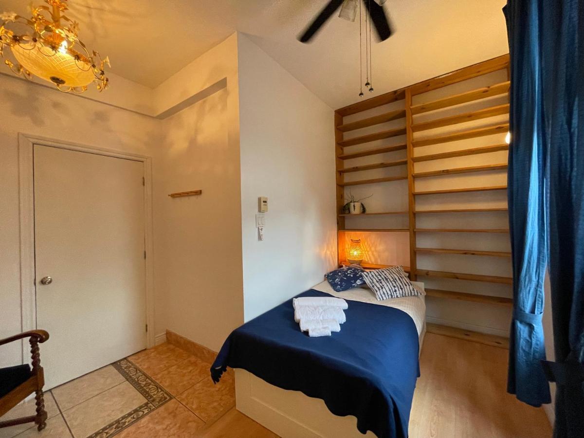 Chambres El Mediterraneo Rooms Montréal Eksteriør billede