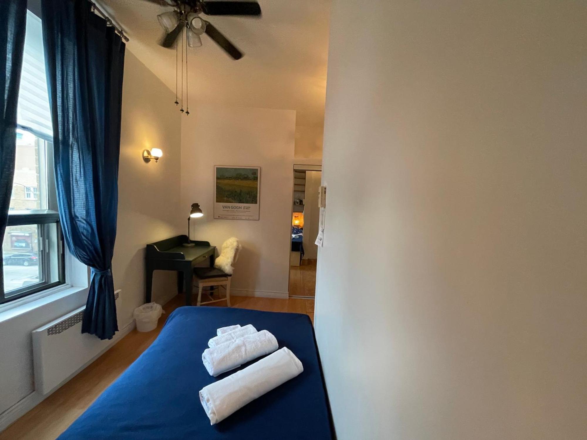 Chambres El Mediterraneo Rooms Montréal Værelse billede