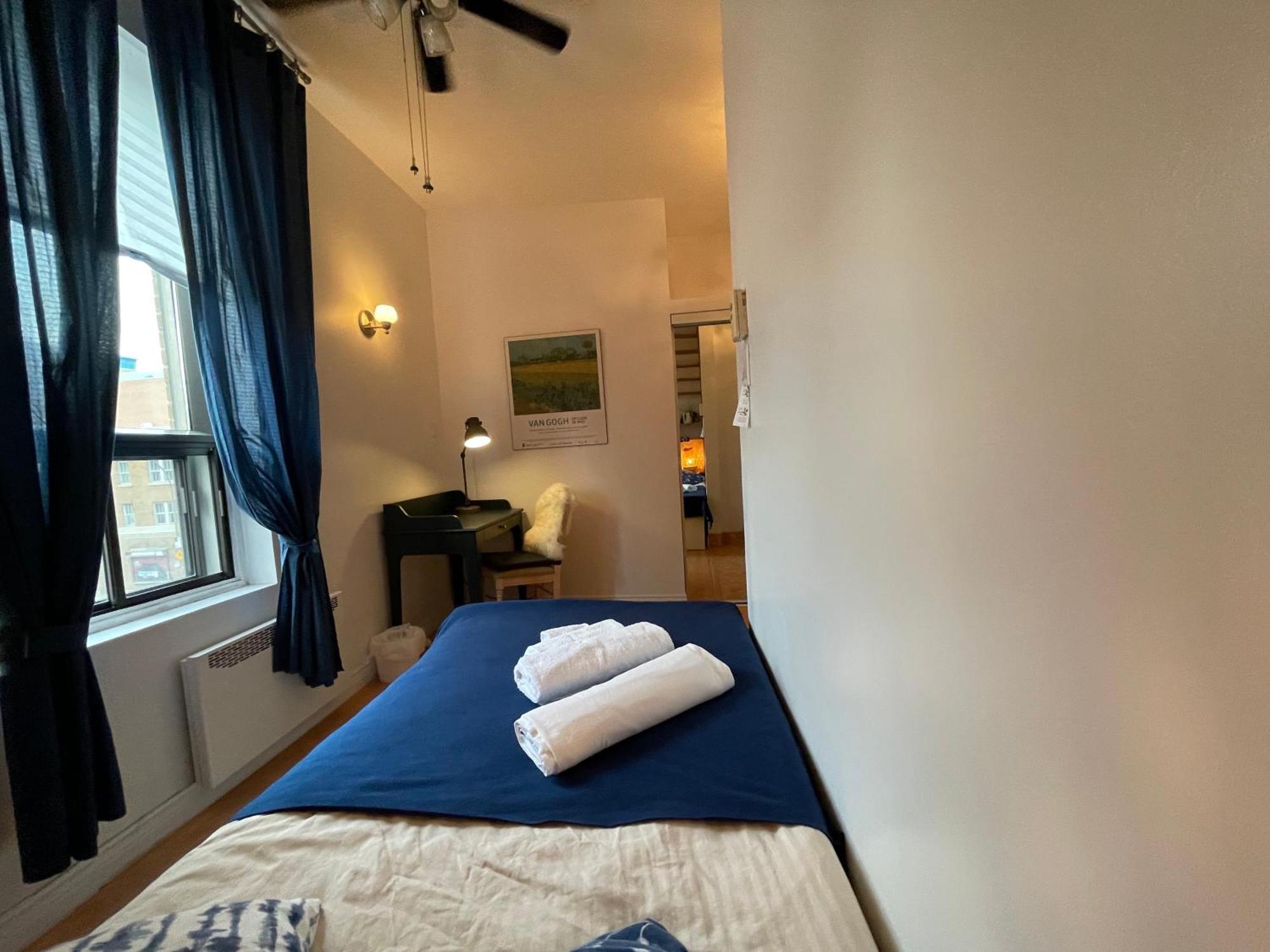 Chambres El Mediterraneo Rooms Montréal Værelse billede